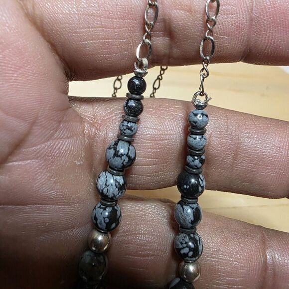 Sterling Silver 925 Snowflake Jasper Graduated Beaded Necklace 18 Inches Long - Picture 3 of 8